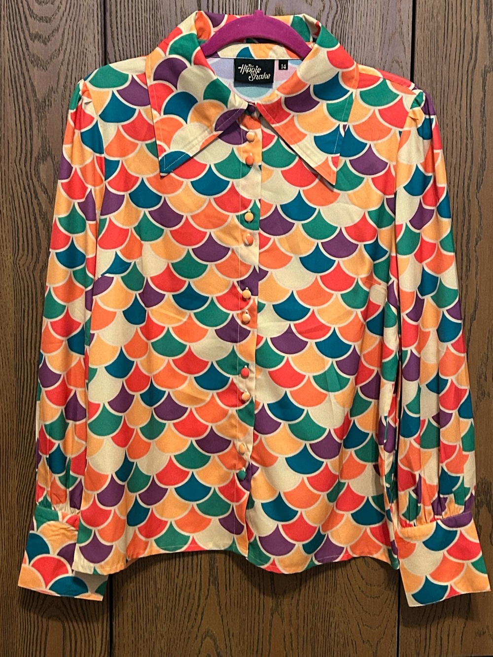 Hippie Shake-Rainbow Scallop Shirt